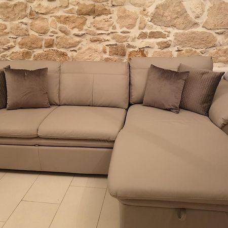 Apartment Michaela 4-Sterne & Parking Rovinj Exterior foto